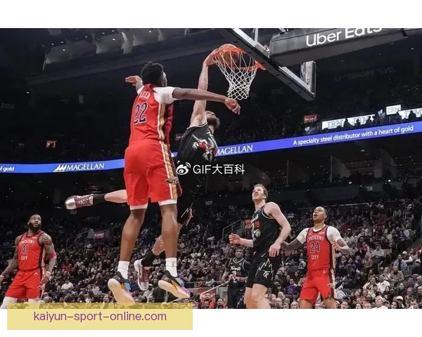 富尔茨迎来猛龙生涯首秀 接巴恩斯精准助攻命中首球